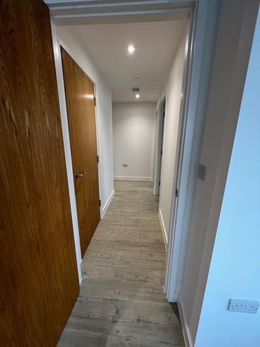 Luxurious City View Apartment In Salford Манчестер Екстер'єр фото